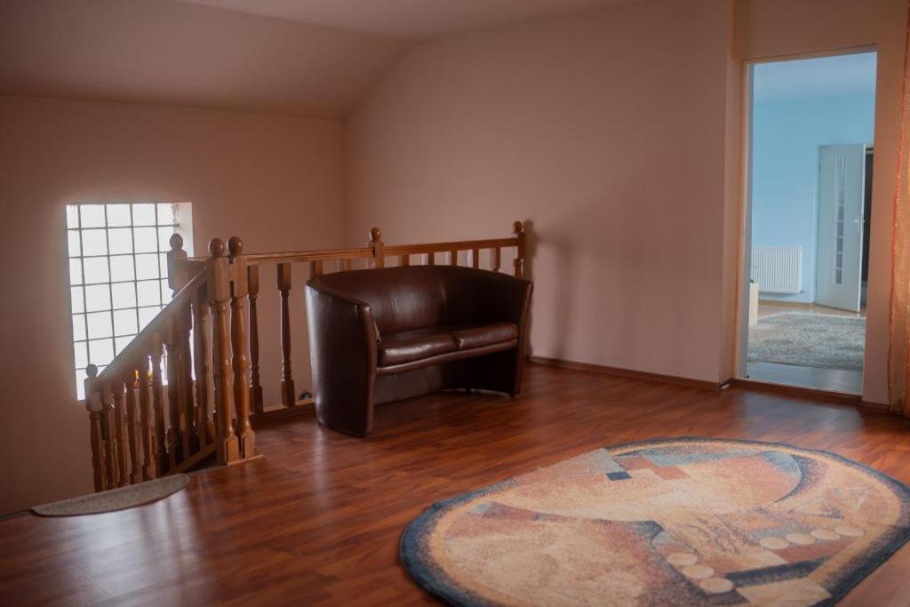 Casa Ramona Apartment ทูร์ดา ภายนอก รูปภาพ